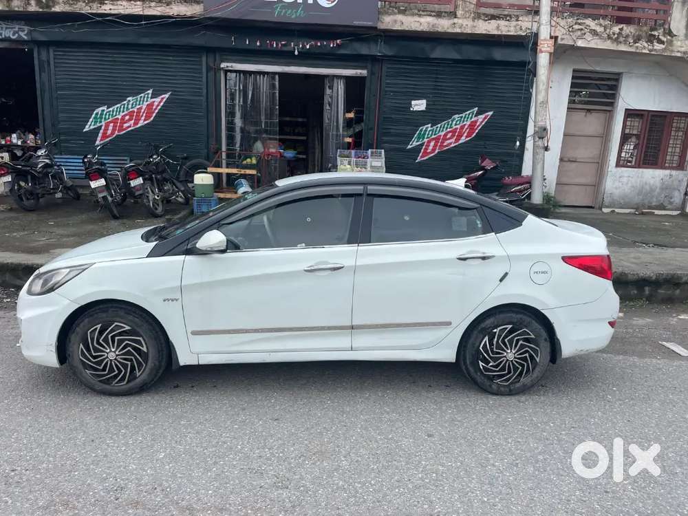 Hyundai Verna 1.6 Crdi 2012 Manual 76465 Km