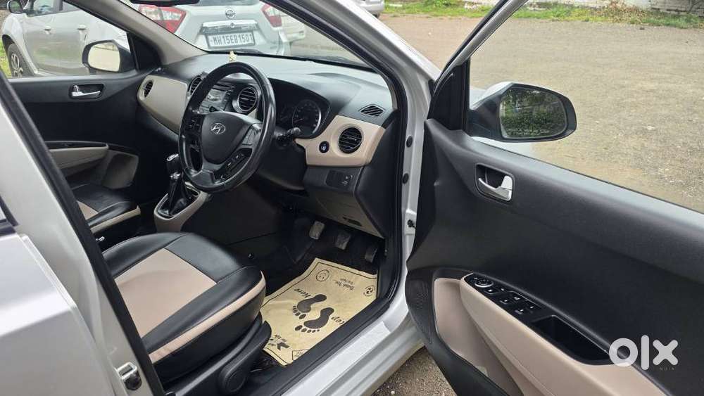 Hyundai Grand I10 Asta Option, 2016, Petrol