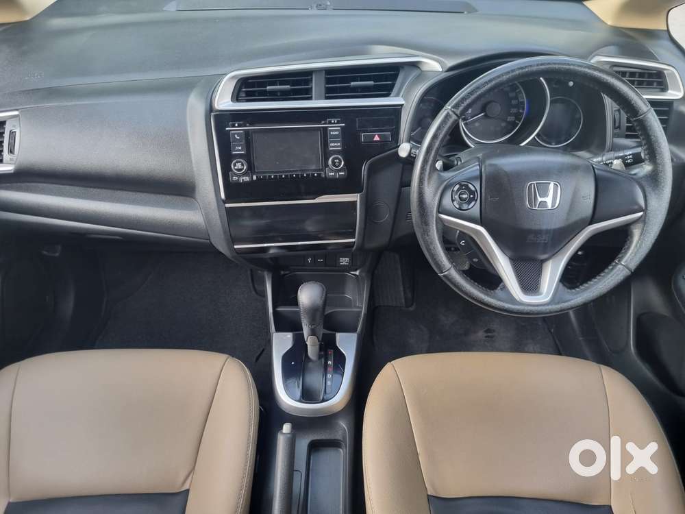Honda Jazz V Cvt, 2016, Petrol