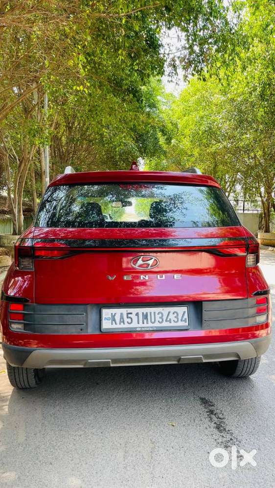 Hyundai Venue, 2023, Petrol