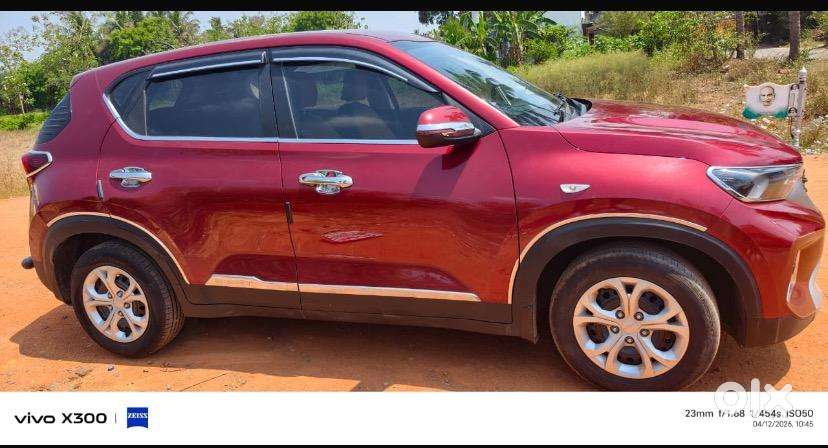 Kia Sonet 2023 Petrol Well Maintained