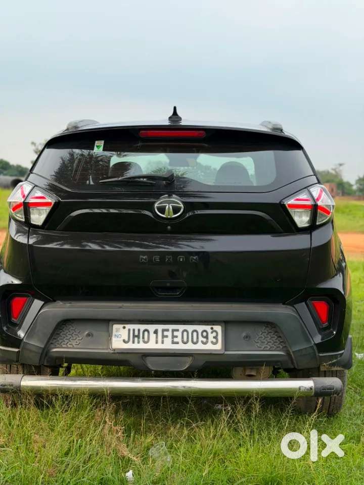 Tata Nexon 1.2 Revotron Xz Plus, 2023, Petrol