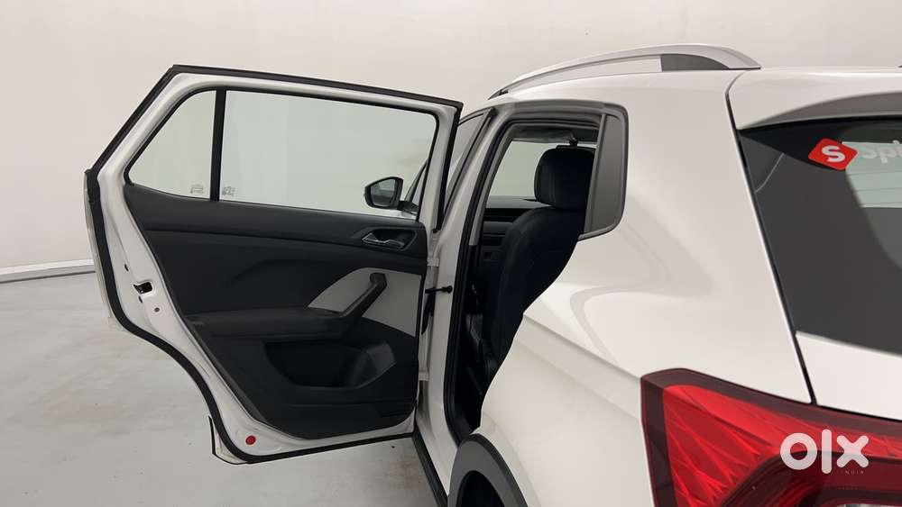 Skoda Kushaq 1.0 Tsi Ambition, 2022, Petrol