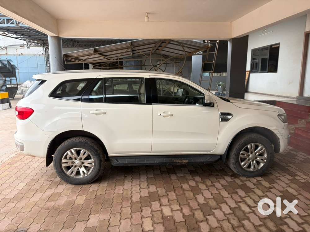 2016 Ford Endeavour Diesel