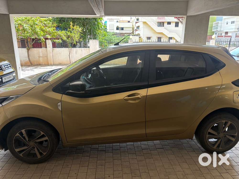 Tata Altroz Petrol Well Maintained
