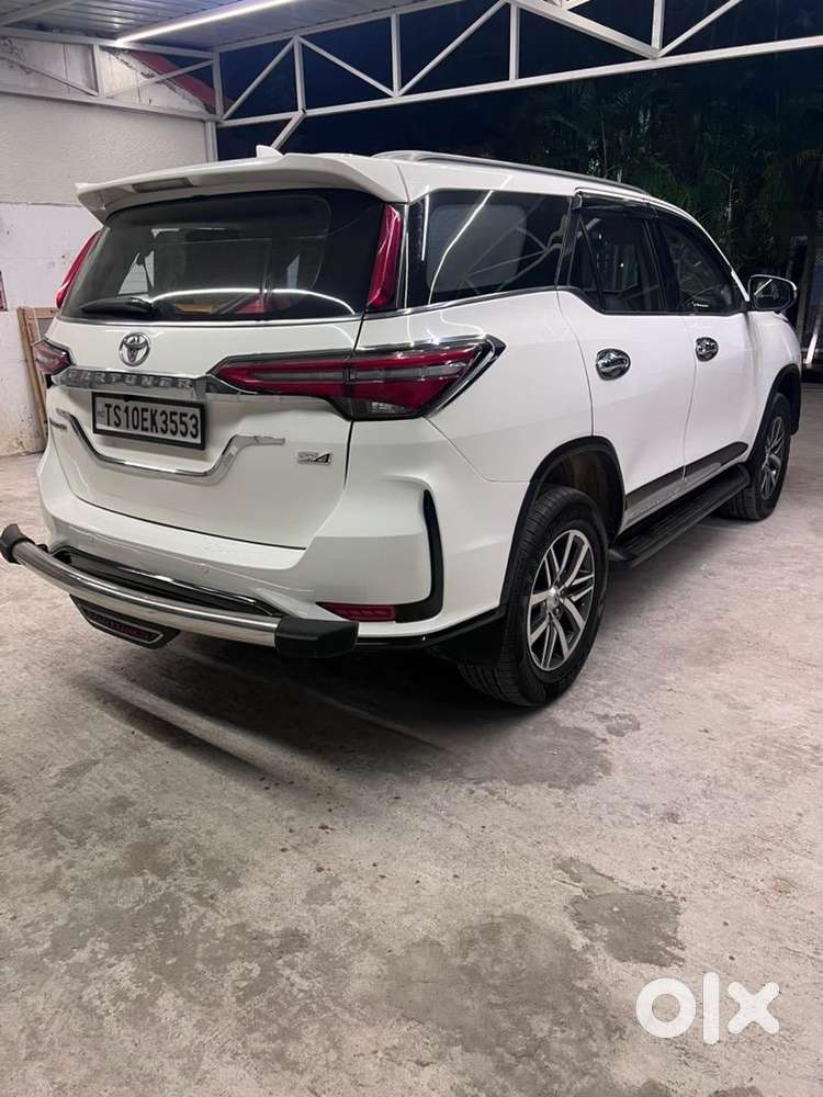 Toyota Fortuner Legender 2016 Diesel 131000 Km Driven
