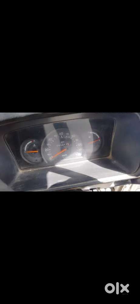 Maruti Suzuki Omni 0.8 2012