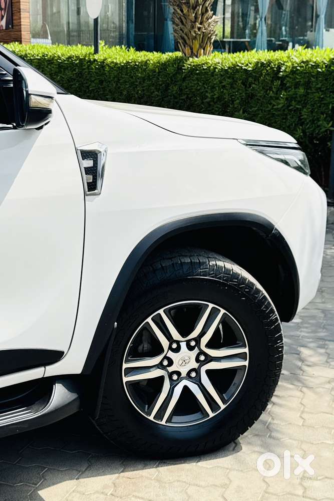 Toyota Fortuner 4x2 At 2.8 Diesel, 2022, Diesel