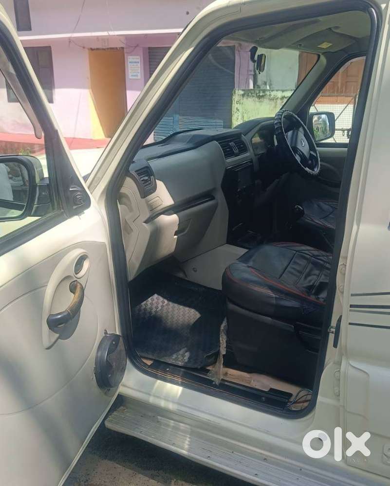 Mahindra Scorpio S4, 2017, Diesel