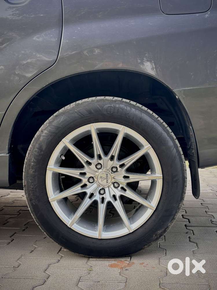 Toyota Innova 2.5 G (diesel) 7 Seater Bs Iv, 2015, Diesel