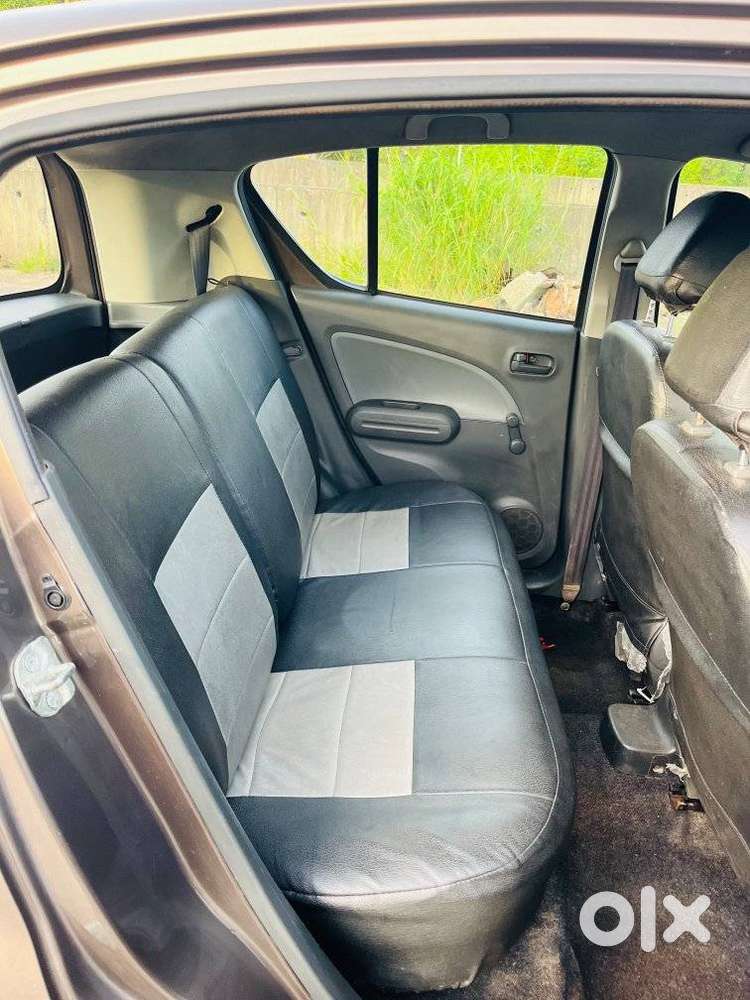 Maruti Suzuki Ritz Lxi, 2012, Petrol