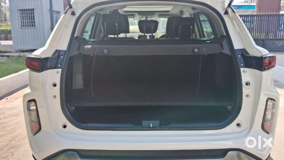 Toyota Urban Cruiser Hyryder 1.5 V Hybrid, 2025, Petrol