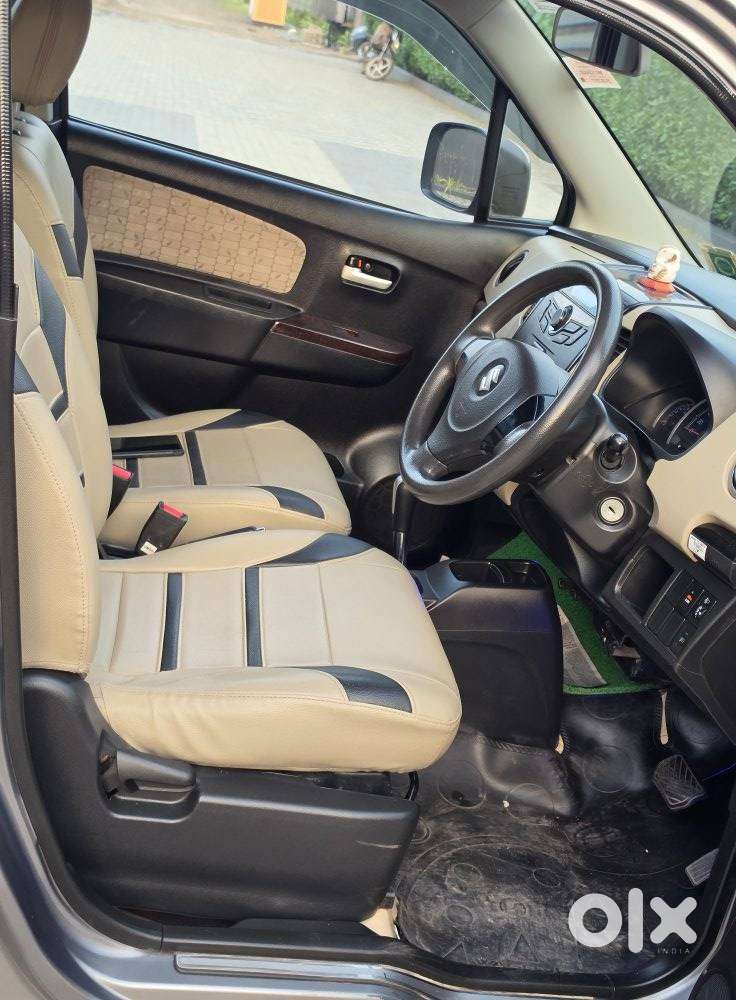 Maruti Suzuki Wagon R 1.0 Vxi Plus (o) Amt, 2017, Petrol
