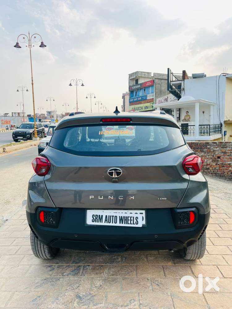 Tata Punch Accomplished Dazzle Sunroof Cng, 2024, Cng & Hybrids