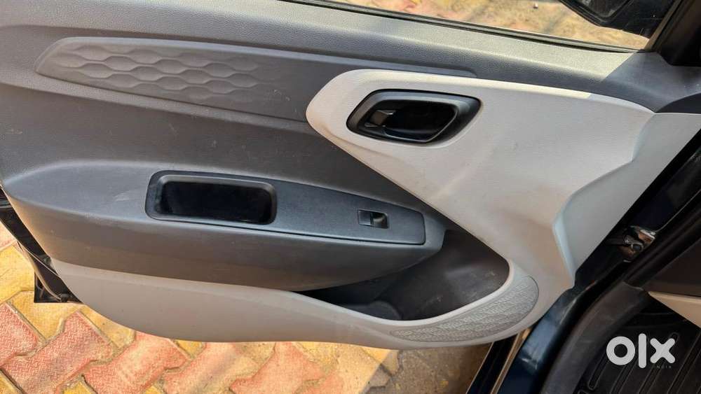 Hyundai Aura 2023 Cng & Petrol Well Maintained