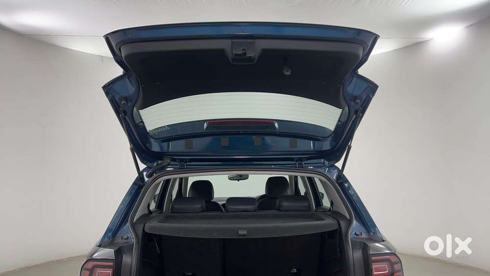 Volkswagen Taigun 1.0 Tsi Highline At, 2024, Petrol