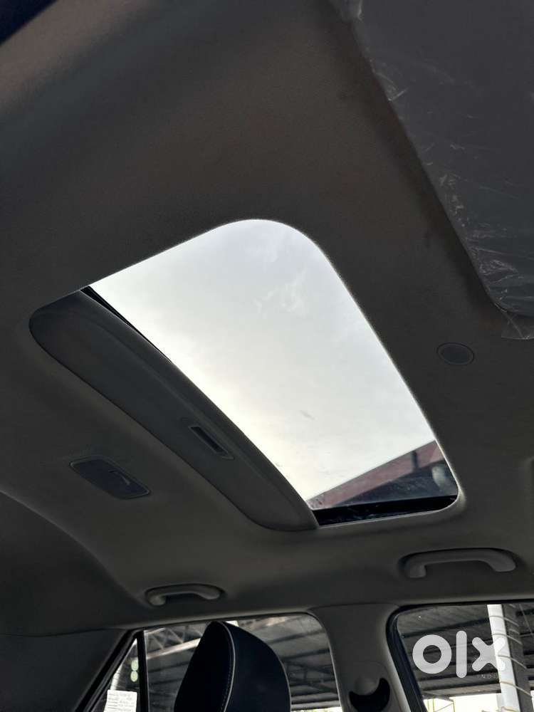 Hyundai Venue Sx Dual Tone, 2019, Petrol