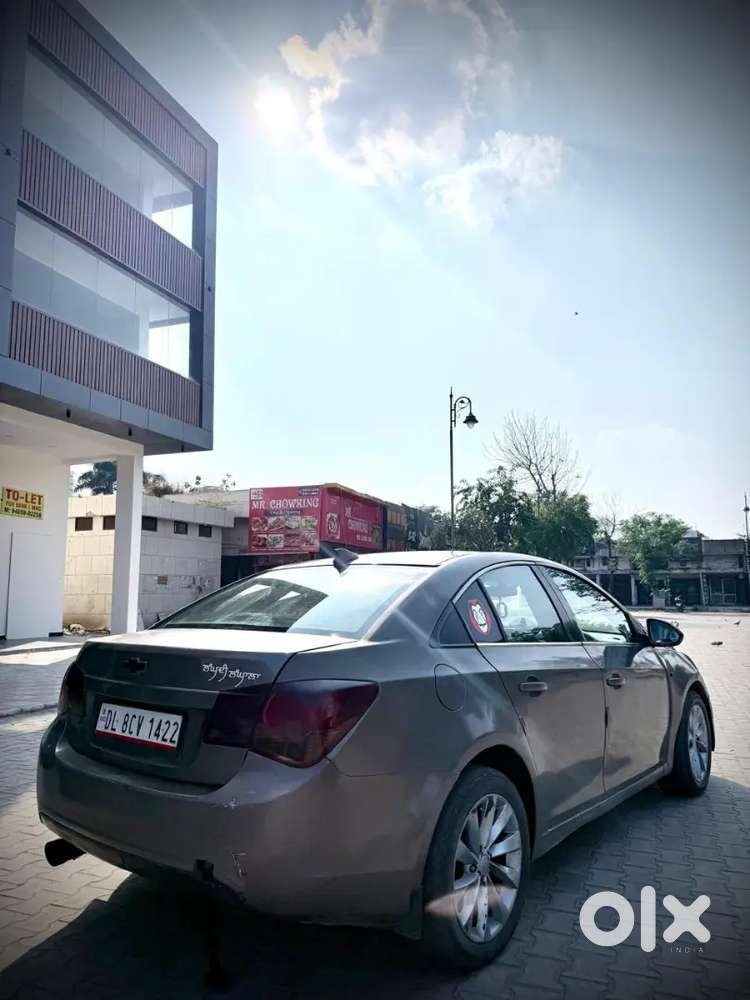 Chevrolet Cruze 2011 Diesel 130000 Km Driven