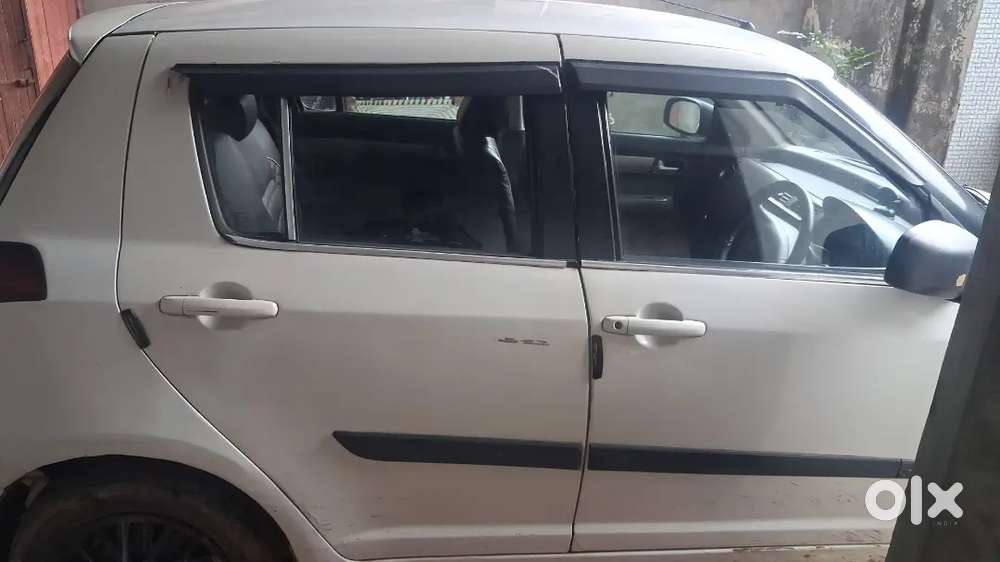 Maruti Suzuki Swift 2011