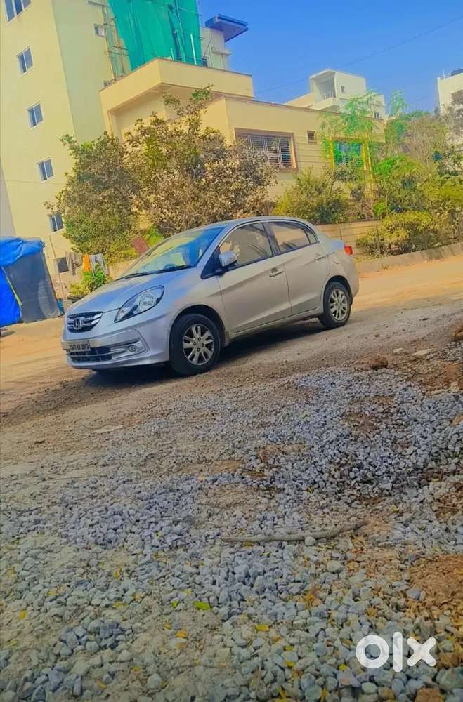 Honda Amaze 2014 Diesel Manual New 4 Tyre S New Battery New Clutch