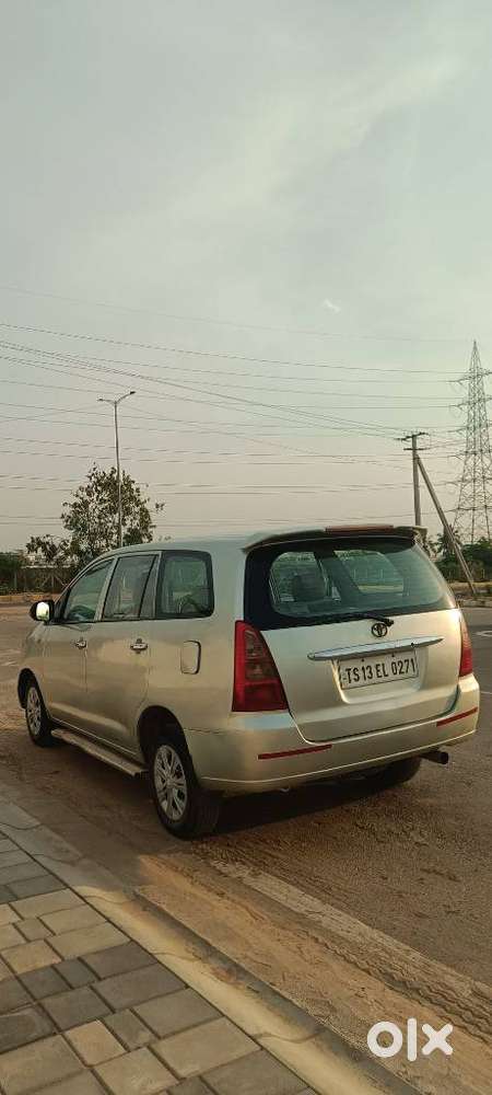 Toyota Innova Crysta 2.4 V, 2007, Diesel