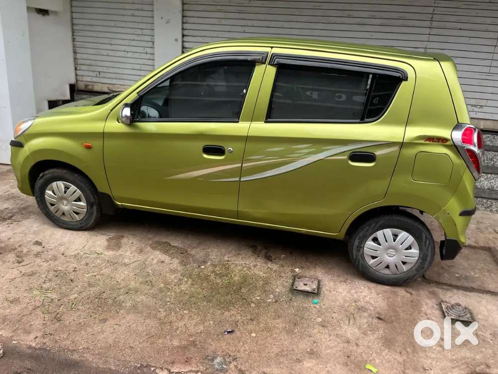 घर में दो गाड़ियां एक्स्ट्रा है इसलिए बेच रहा हूं 2031 तक वैलिडिटी