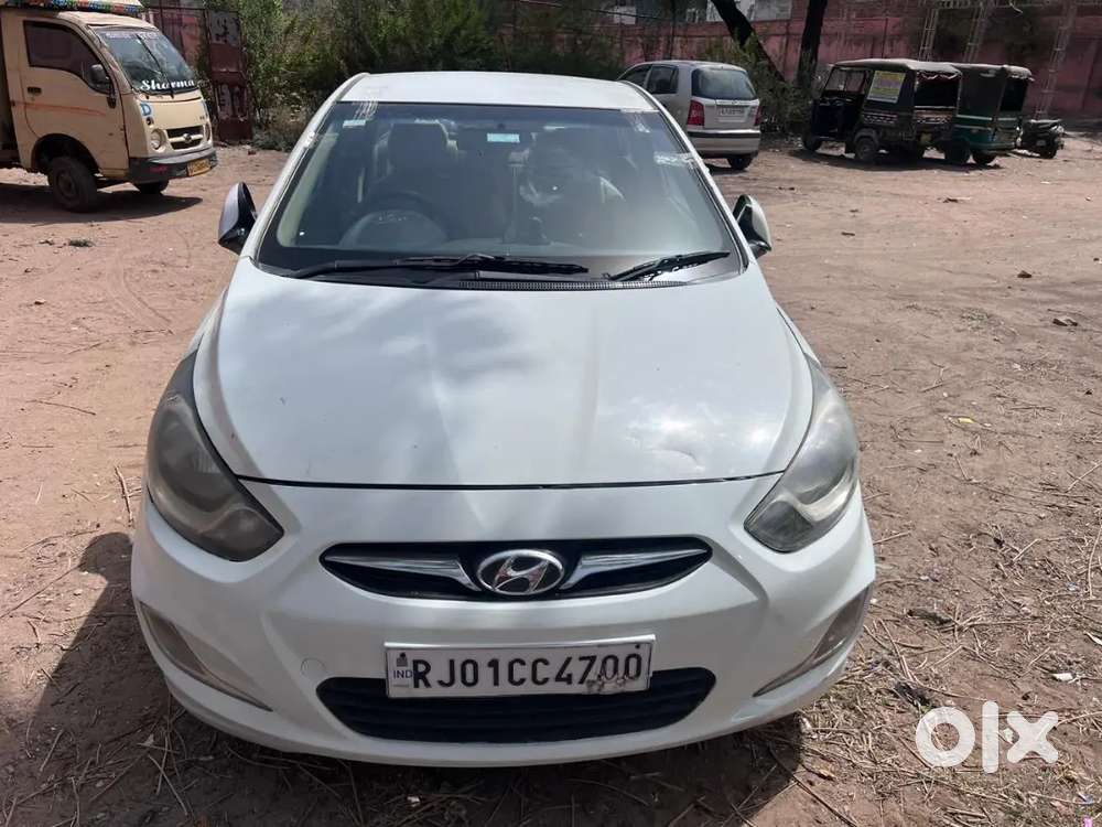 Hyundai Verna Top Model 2012 Diesel 105876 Km Driven