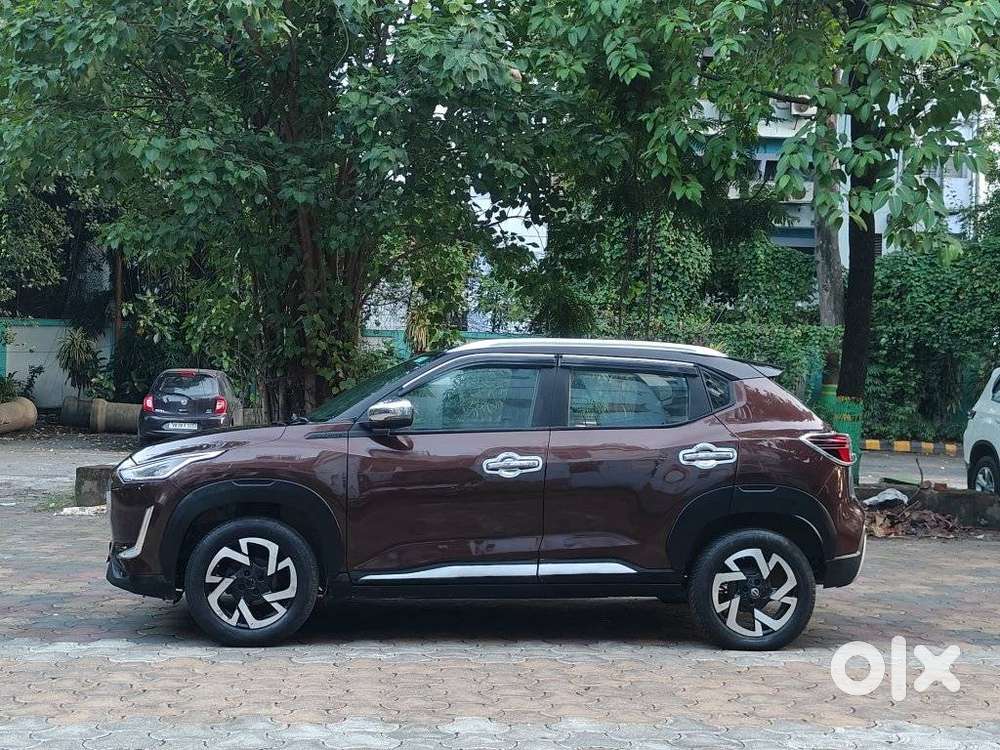 Nissan Magnite 1.0 Xv Premium, 2021, Petrol