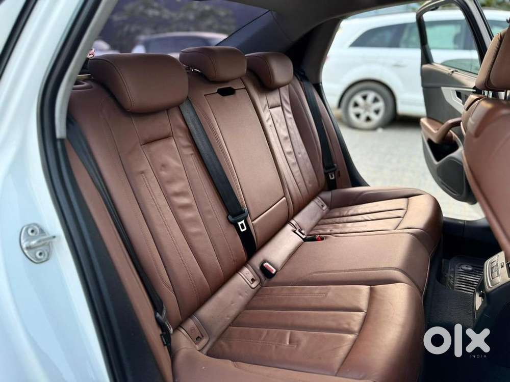 Audi A4 2022 Petrol 40000 Km Driven