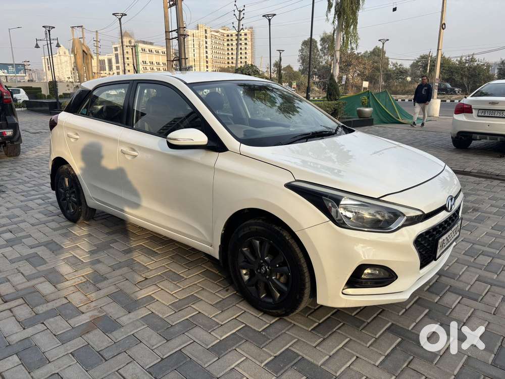 Hyundai Elite I20 Sportz Plus, 2019, Petrol