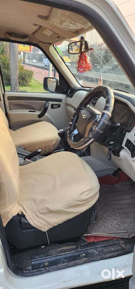 Mahindra Scorpio S6 Plus 8 Seater, 2015, Diesel