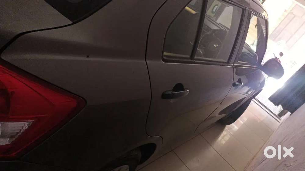 Maruti Suzuki Dzire 2016 Petrol 85712 Km Driven