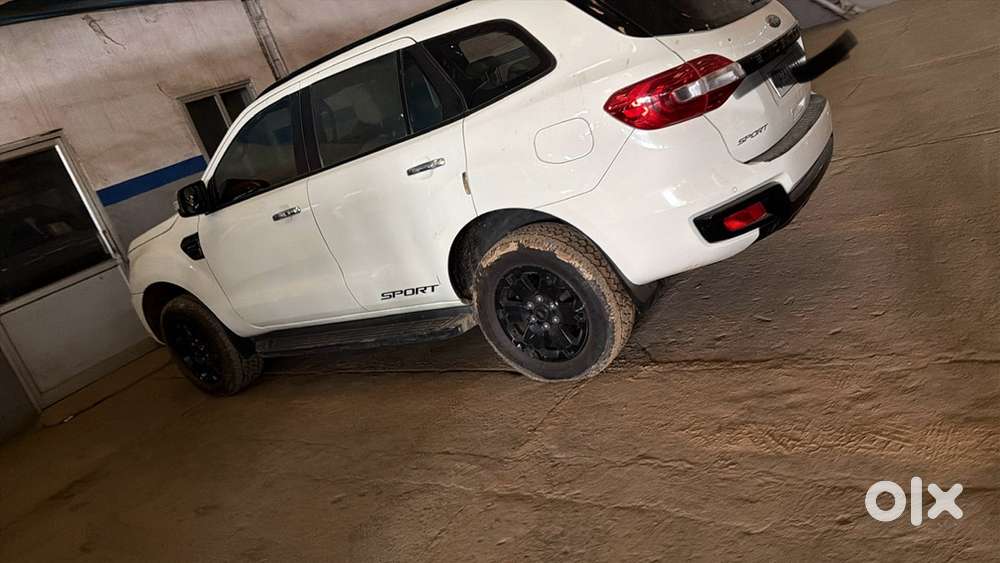 Ford Endeavour Diesel 2021 Variant