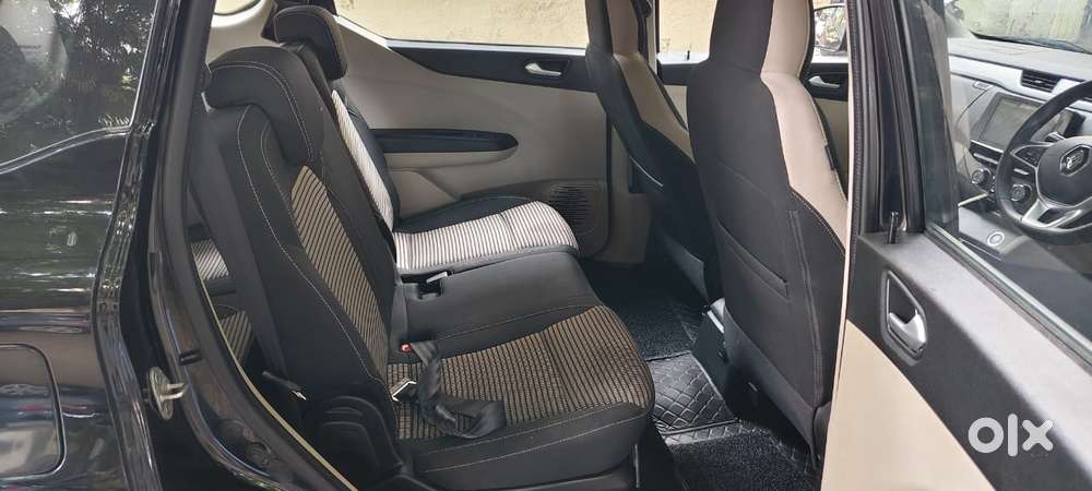 Renault Triber Rxz, 2024, Petrol