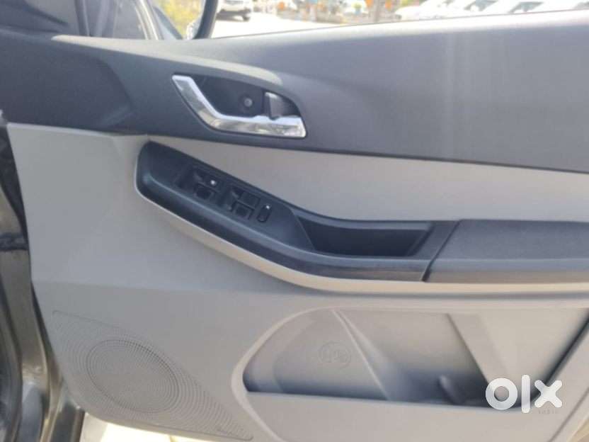 Tata Tiago 1.2 Revotron Xz (o), 2021, Petrol