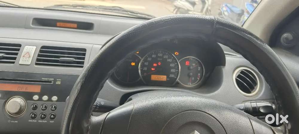Swift Dzire Maruti 2010