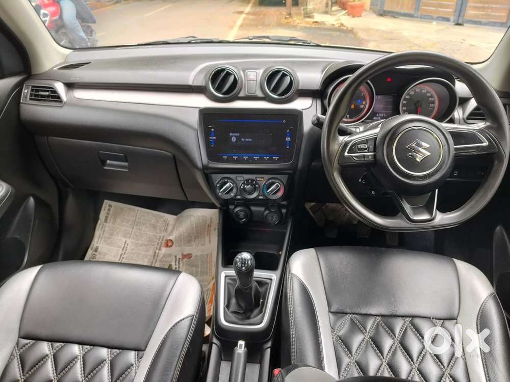 Maruti Suzuki Swift Vxi + Manual, 2022, Petrol