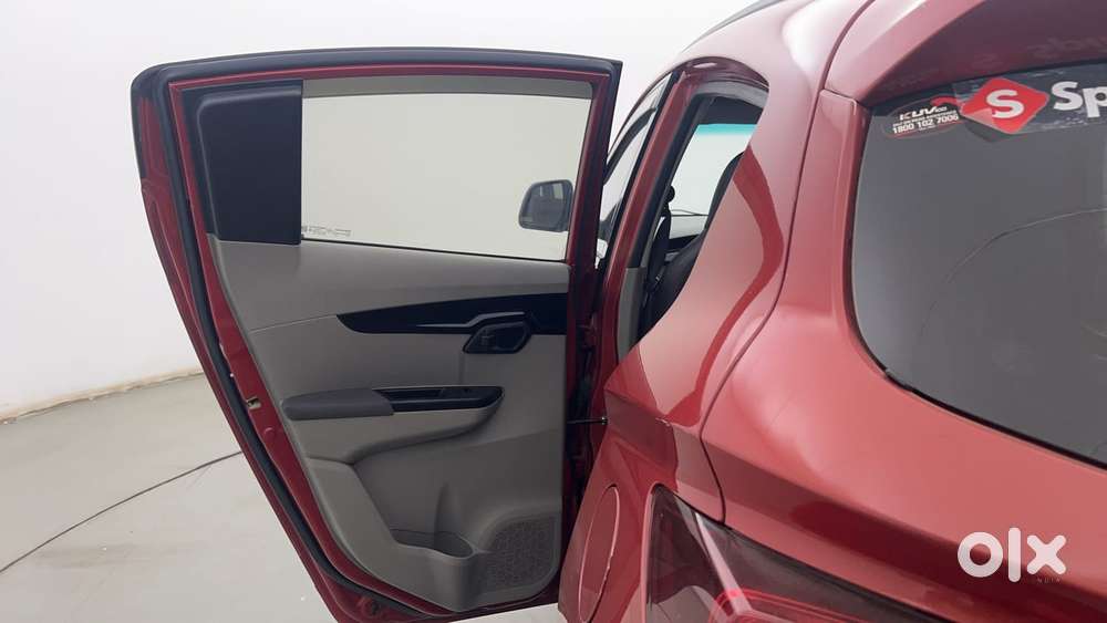 Mahindra Kuv 100 2016-2017 Mfalcon G80 K6, 2017, Petrol