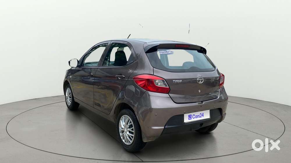 Tata Tiago 1.2 Revotron Xt, 2017, Petrol