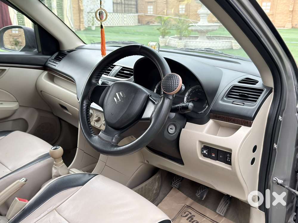 Maruti Suzuki Dzire 1.2 Vxi, 2013, Cng & Hybrids