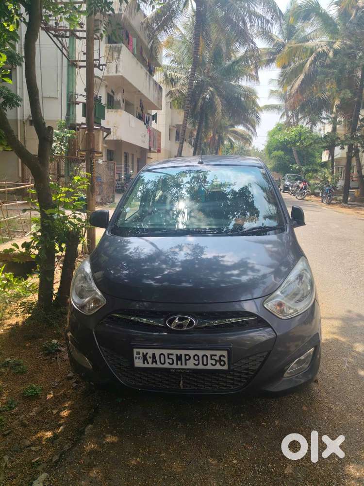 Hyundai I10 Sportz 2014 Petrol - 1.11 Lakh Km Driven