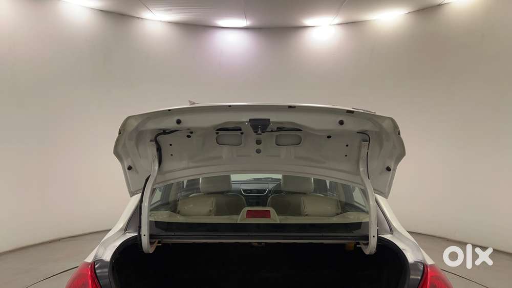 Maruti Suzuki Swift Dzire 1.3 Vxi, 2012, Petrol