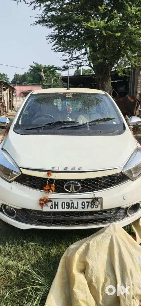 Tata Tiago Revotron Xz 2018