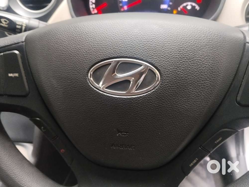 Hyundai Accent Executive, 2015, Petrol