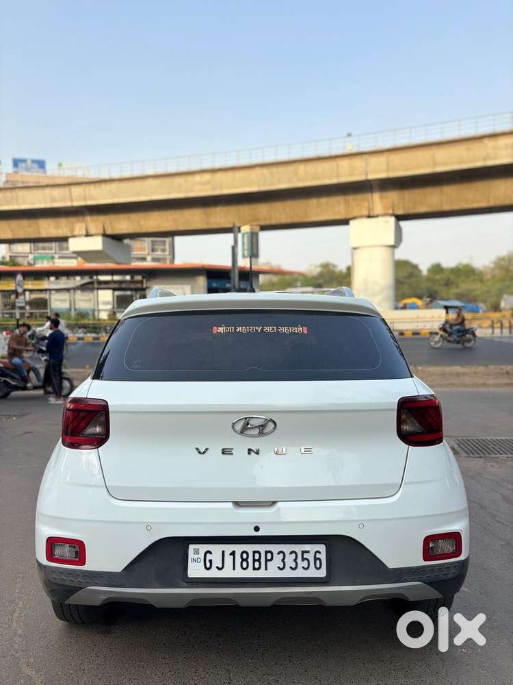 Hyundai Venue S Mt 1.2 Kappa, 2021, Cng & Hybrids