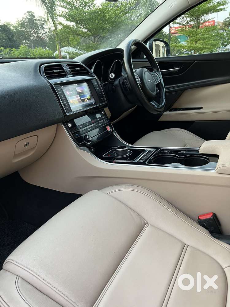 Jaguar Xe Prestige, 2017, Diesel