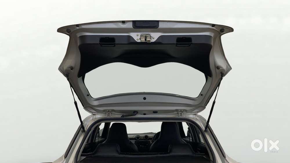 Maruti Suzuki Swift Lxi, 2018, Petrol