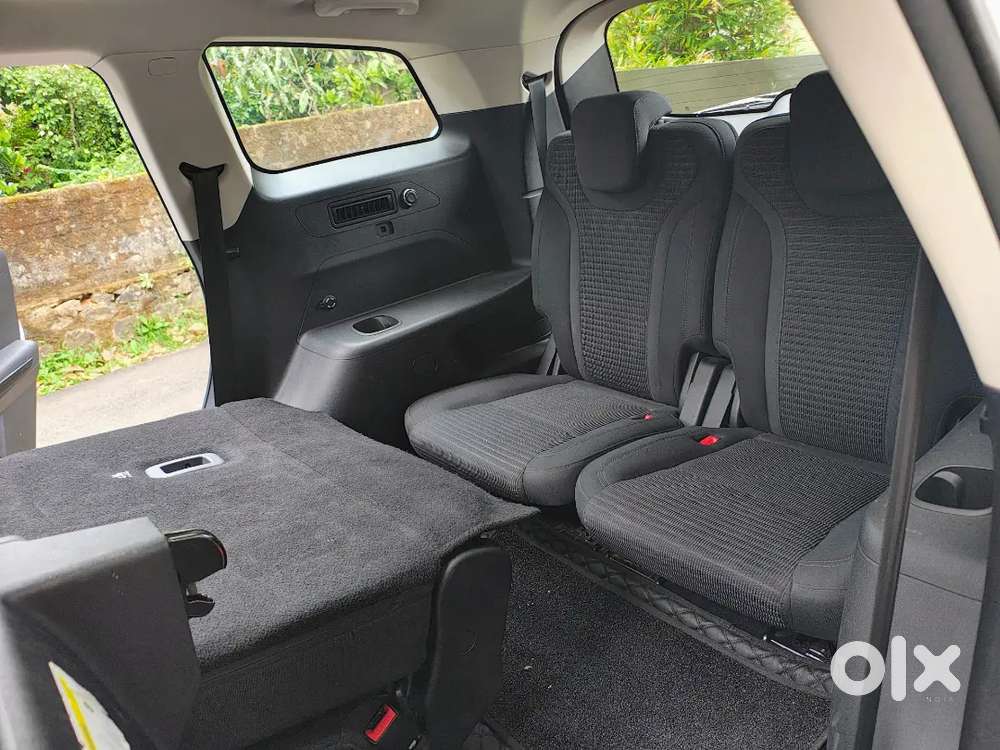 Mahindra Xuv700 Petrol 2023