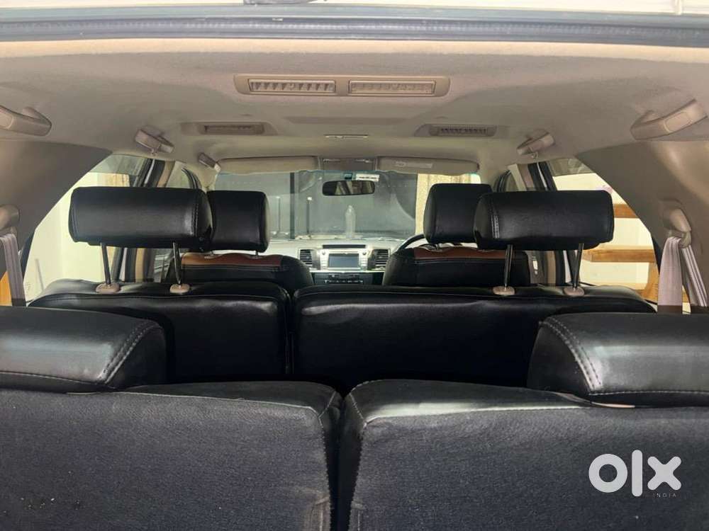 Toyota Fortuner Diesel Car 2015 Brand New Condition