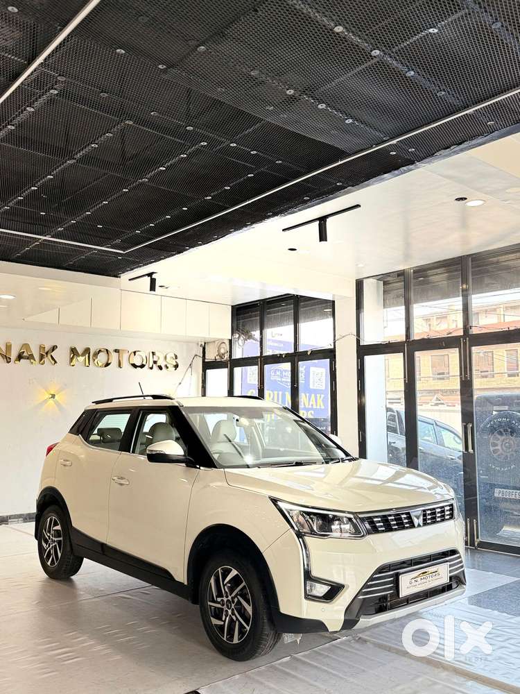 Mahindra Xuv300 W8 Option Diesel, 2023, Diesel